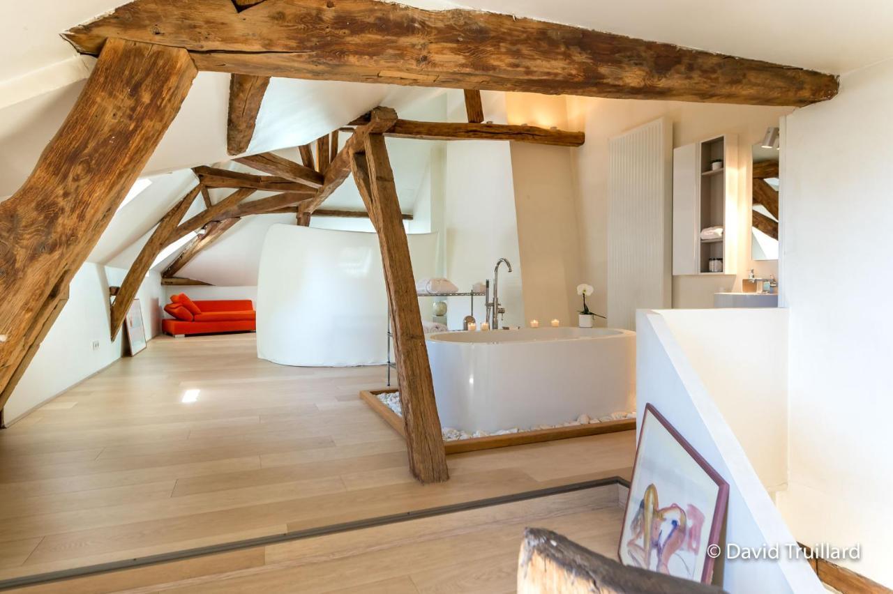Suite Mana Ohana - Luxe Et Authenticite A 2 Pas De La Place Ducale Avec Parking Prive Charleville-Mézières Exterior foto