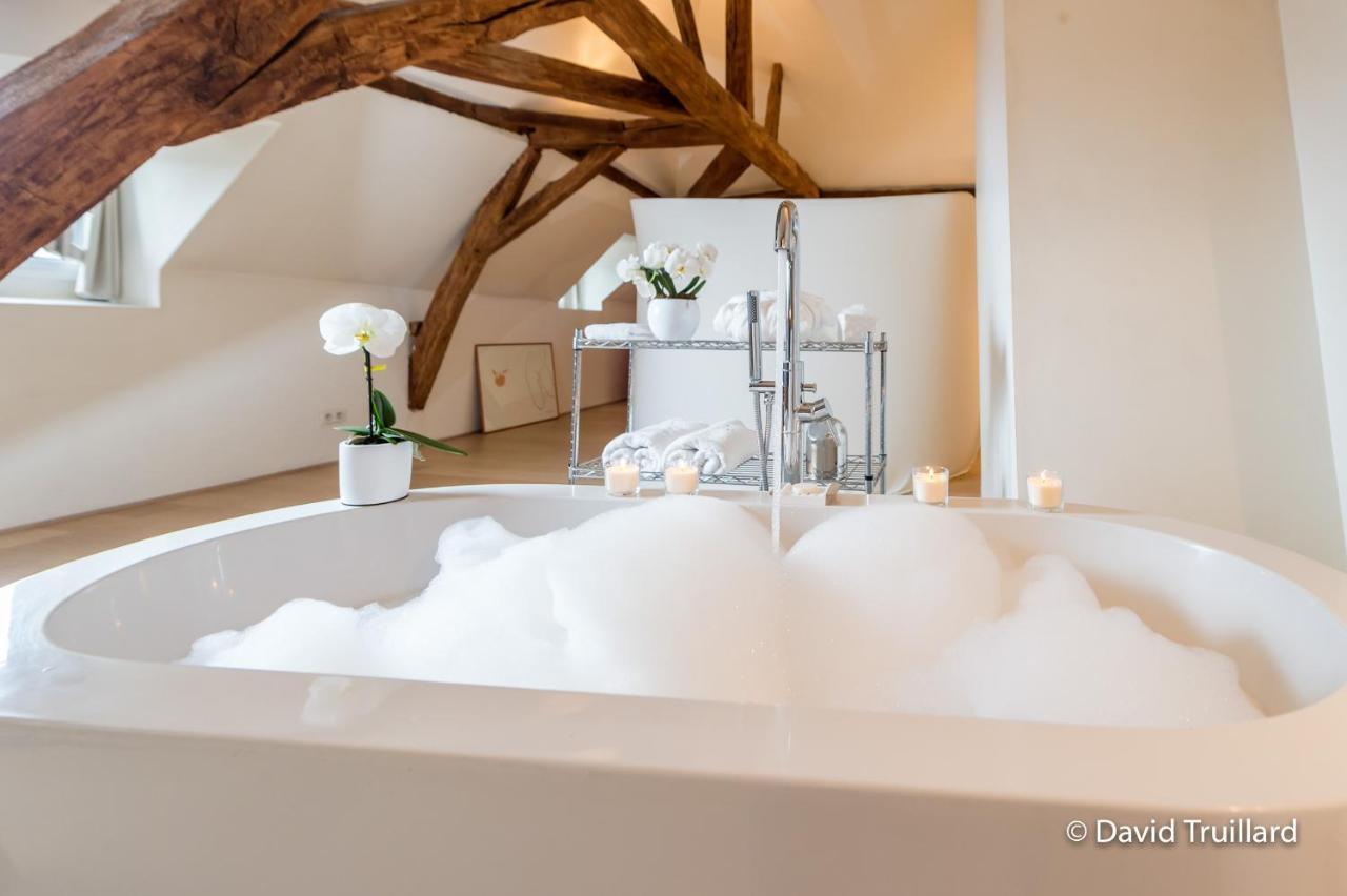Suite Mana Ohana - Luxe Et Authenticite A 2 Pas De La Place Ducale Avec Parking Prive Charleville-Mézières Exterior foto