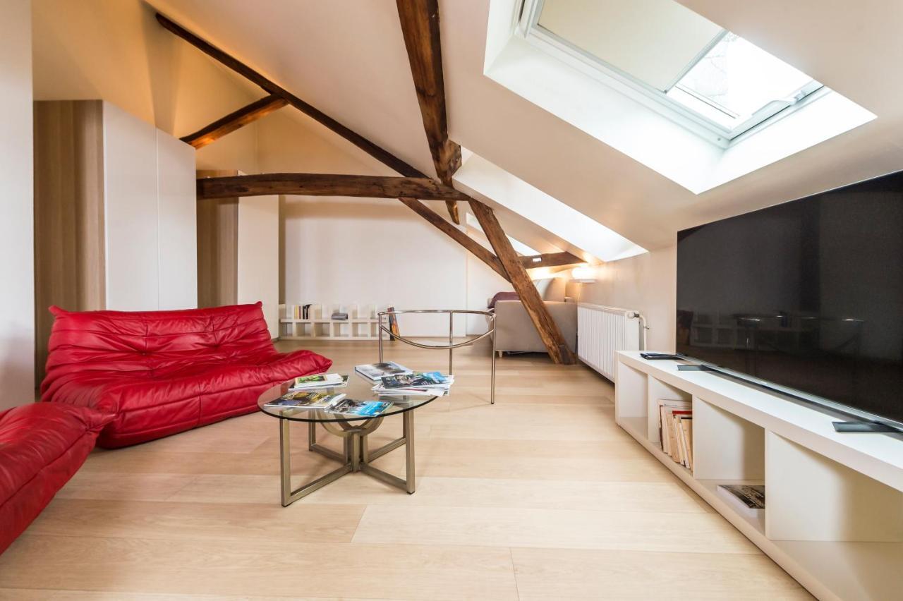 Suite Mana Ohana - Luxe Et Authenticite A 2 Pas De La Place Ducale Avec Parking Prive Charleville-Mézières Exterior foto