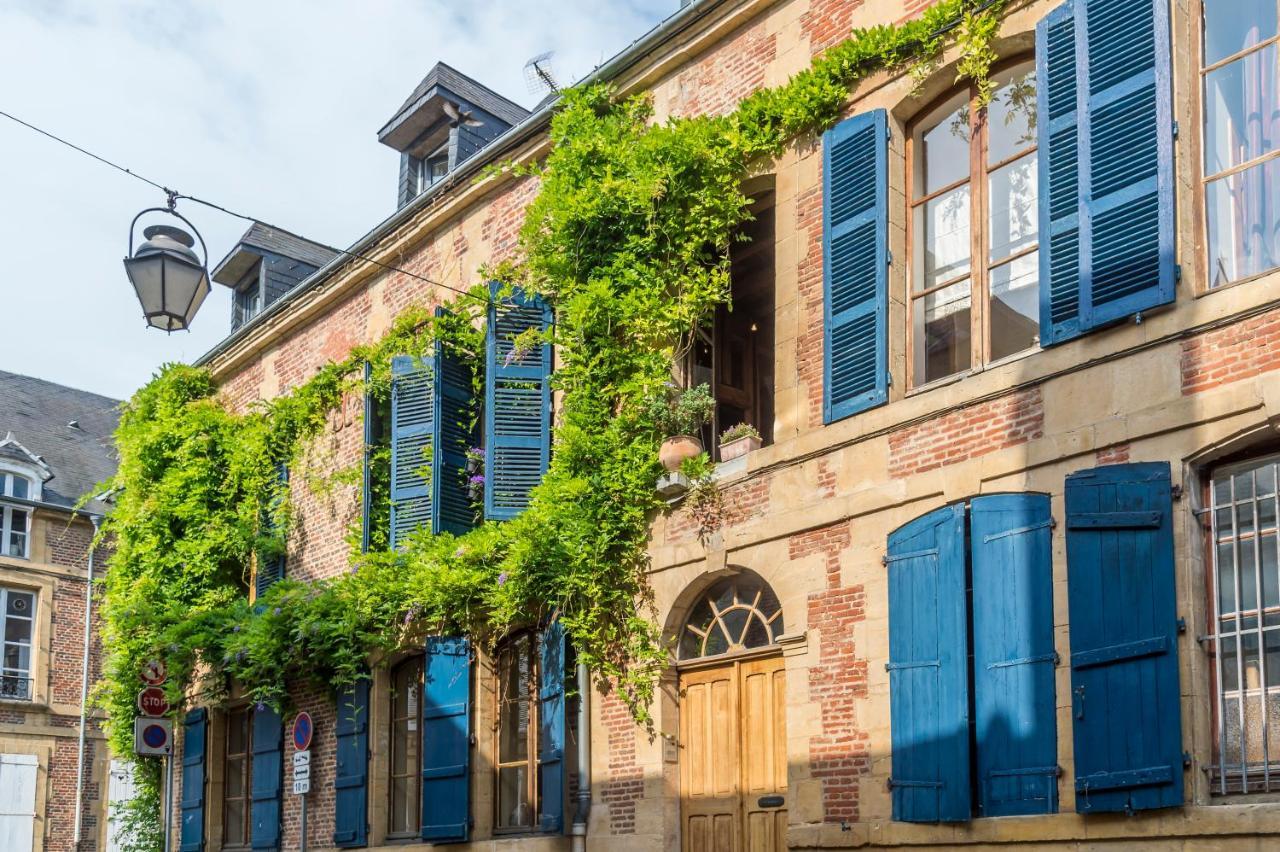 Suite Mana Ohana - Luxe Et Authenticite A 2 Pas De La Place Ducale Avec Parking Prive Charleville-Mézières Exterior foto