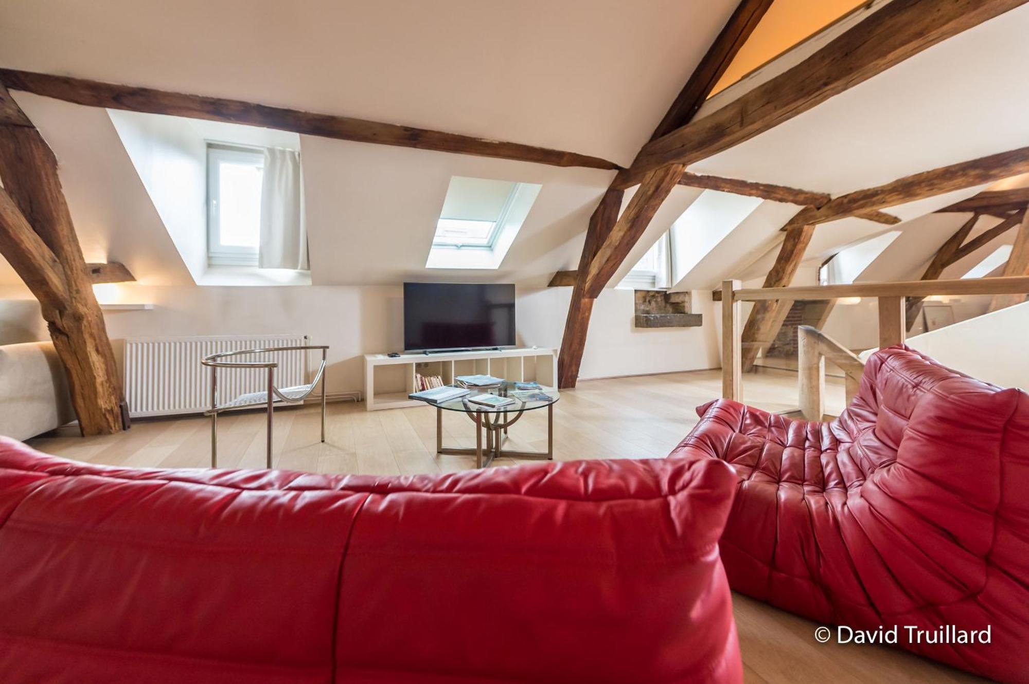 Suite Mana Ohana - Luxe Et Authenticite A 2 Pas De La Place Ducale Avec Parking Prive Charleville-Mézières Exterior foto