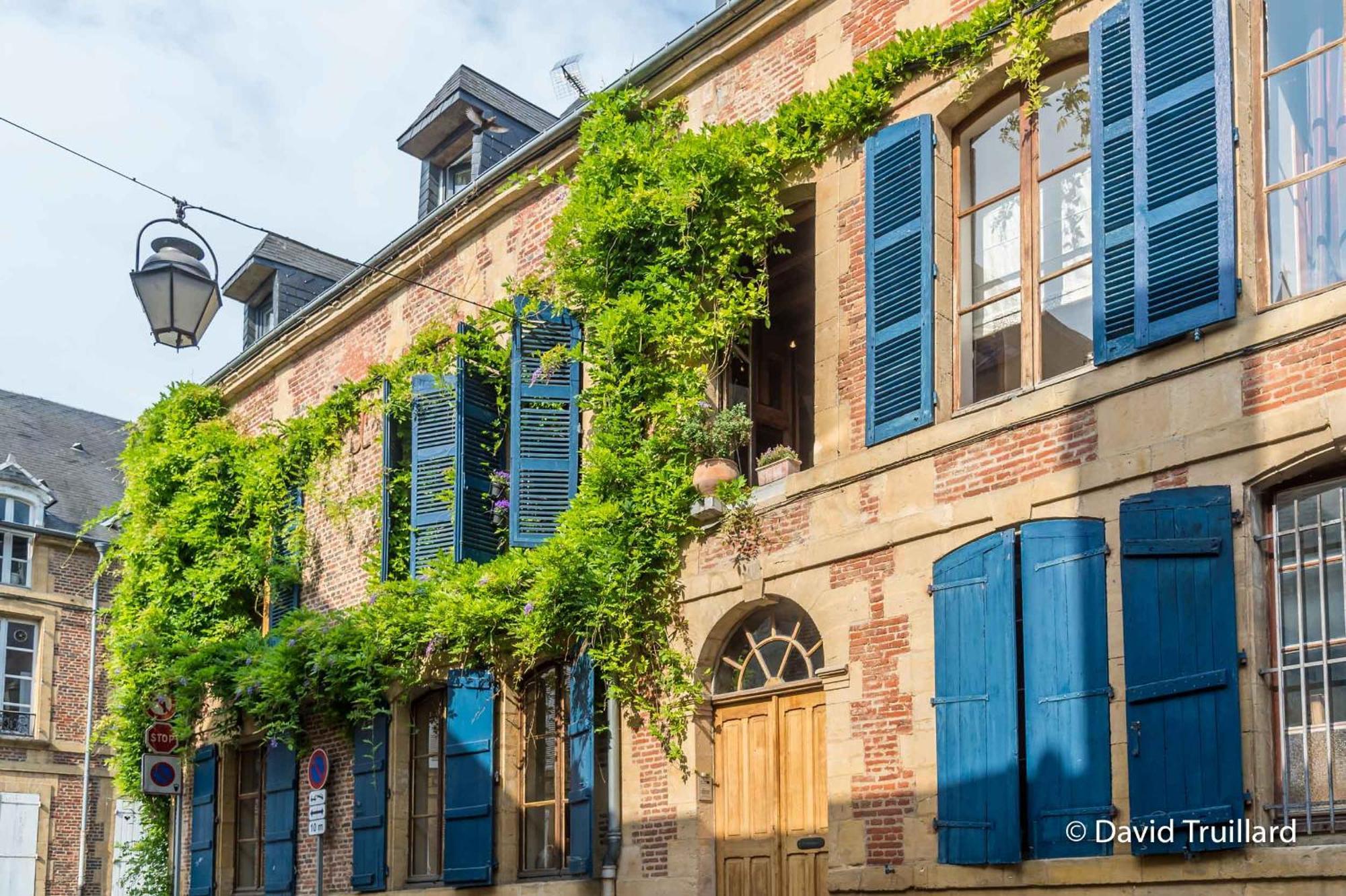 Suite Mana Ohana - Luxe Et Authenticite A 2 Pas De La Place Ducale Avec Parking Prive Charleville-Mézières Exterior foto